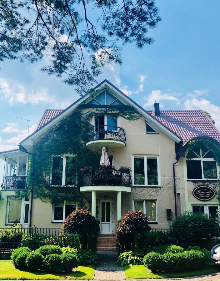 Vila Florena Garden Palanga Eksteriør billede